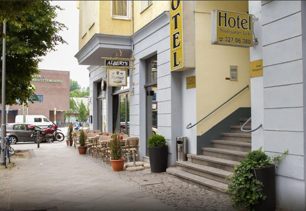 Отель Am Stuttgarter Eck